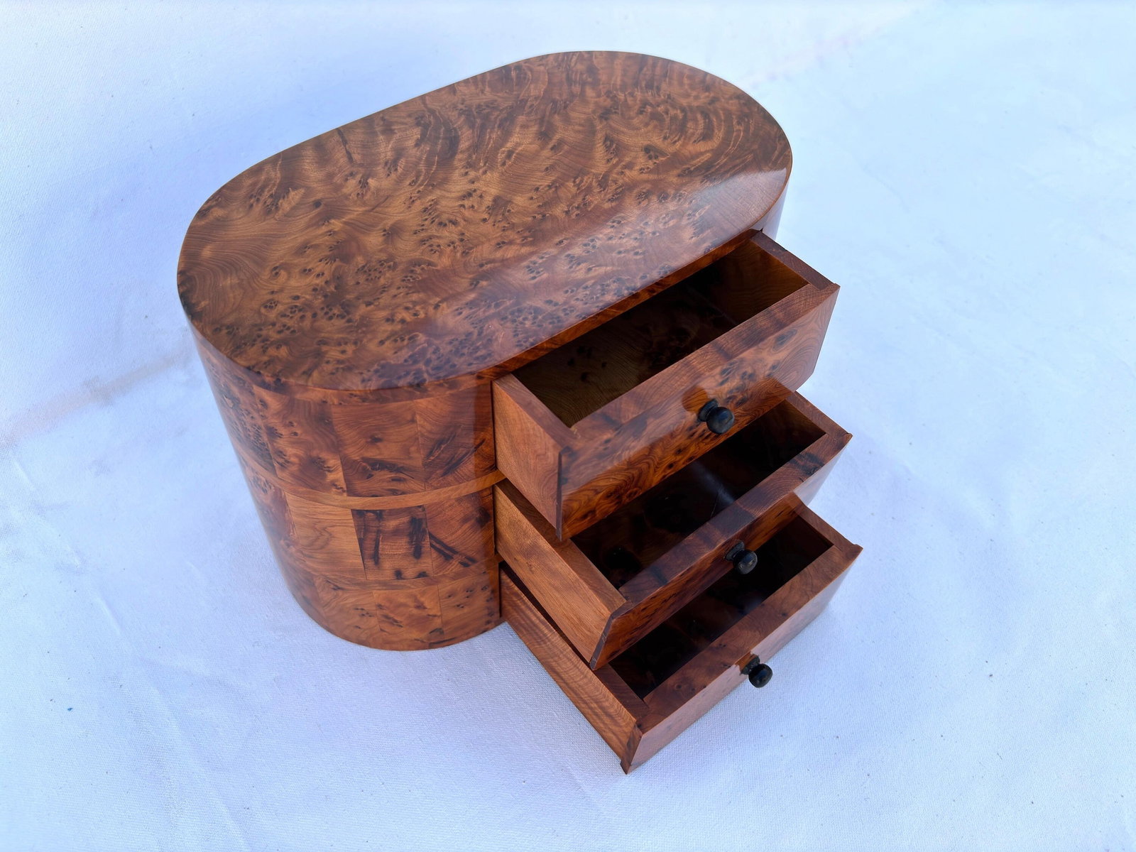 Lockable Thuya Burl Wood Jewelry Box – 10 × 6" - 3