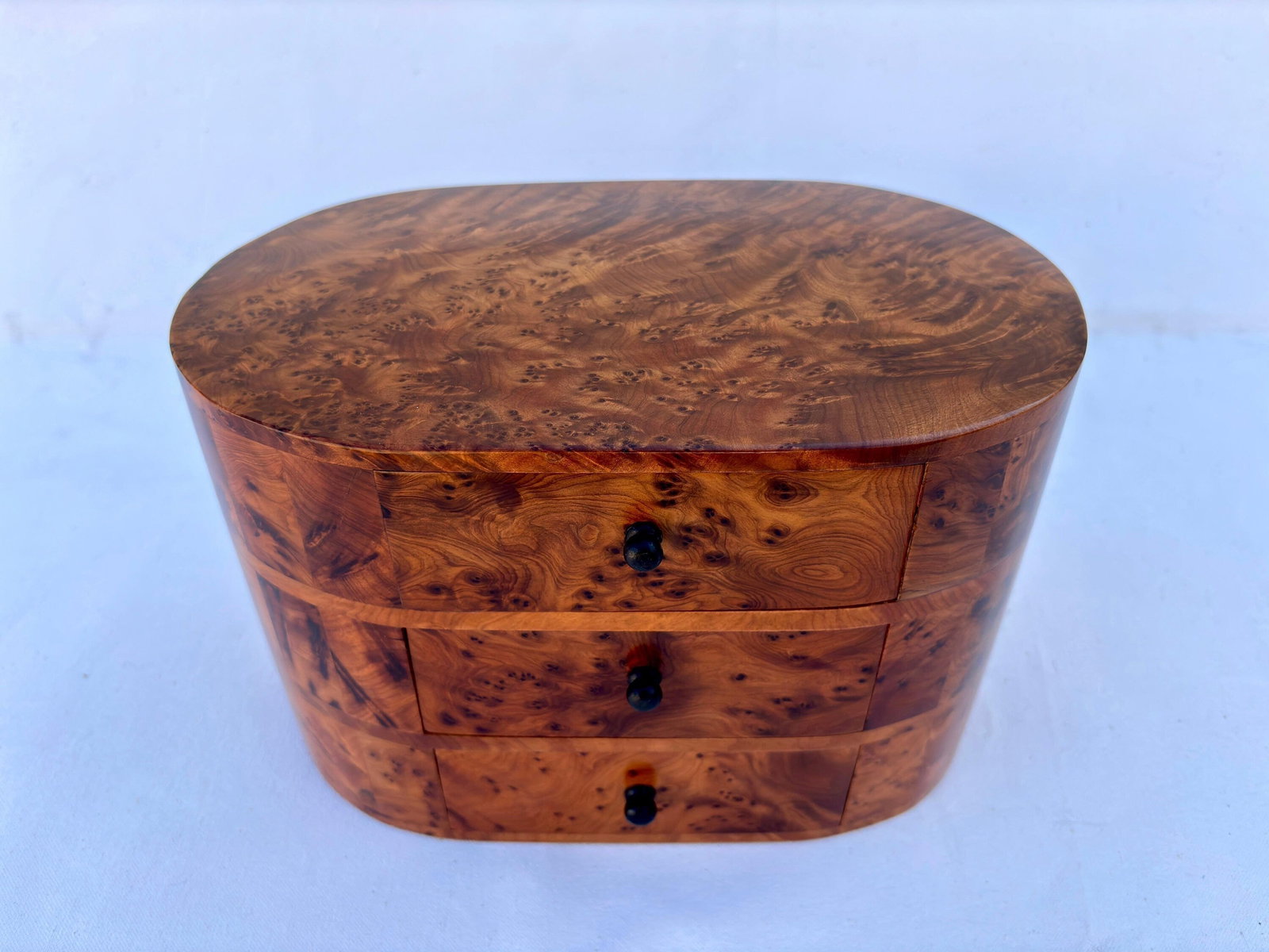 Lockable Thuya Burl Wood Jewelry Box – 10 × 6" - 4