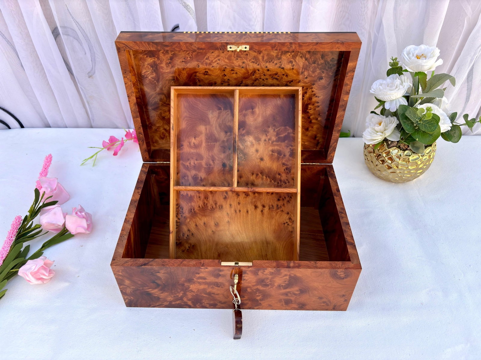 Lockable Thuya Burl Wood Jewelry Box – 12 × 8" - 5