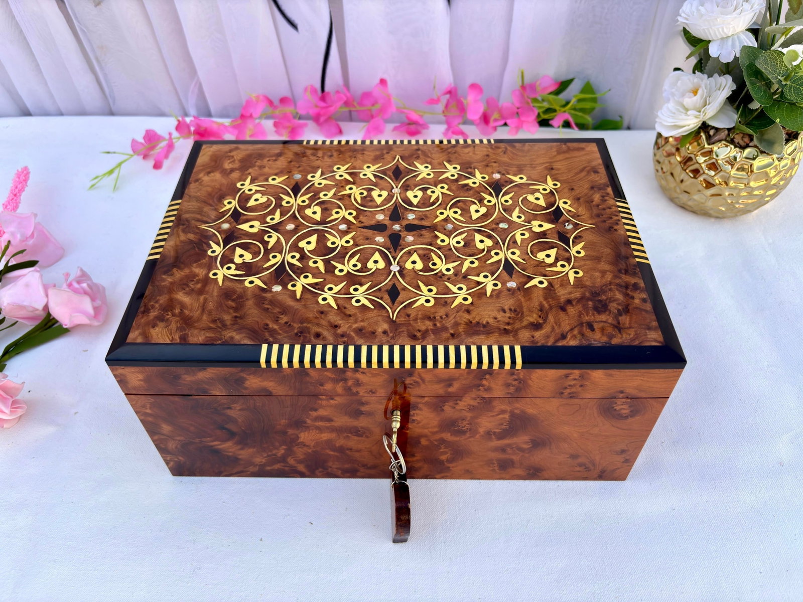 Lockable Thuya Burl Wood Jewelry Box – 12 × 8" - 7