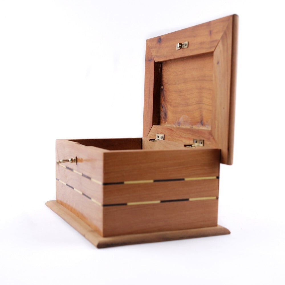 Lockable Thuya Burl Wood Jewelry Box - 9