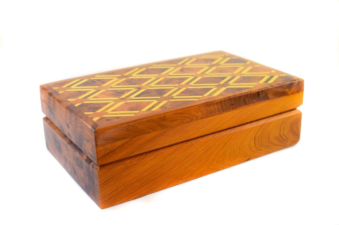 Thuya Burl Wood Jewelry Box – 8" × 4.7" × 2.5" - 3