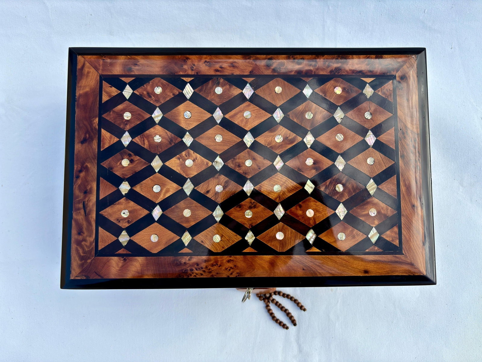 Lockable Inlaid Thuya Burl Wood Jewelry Box – 12 × 8" - 5