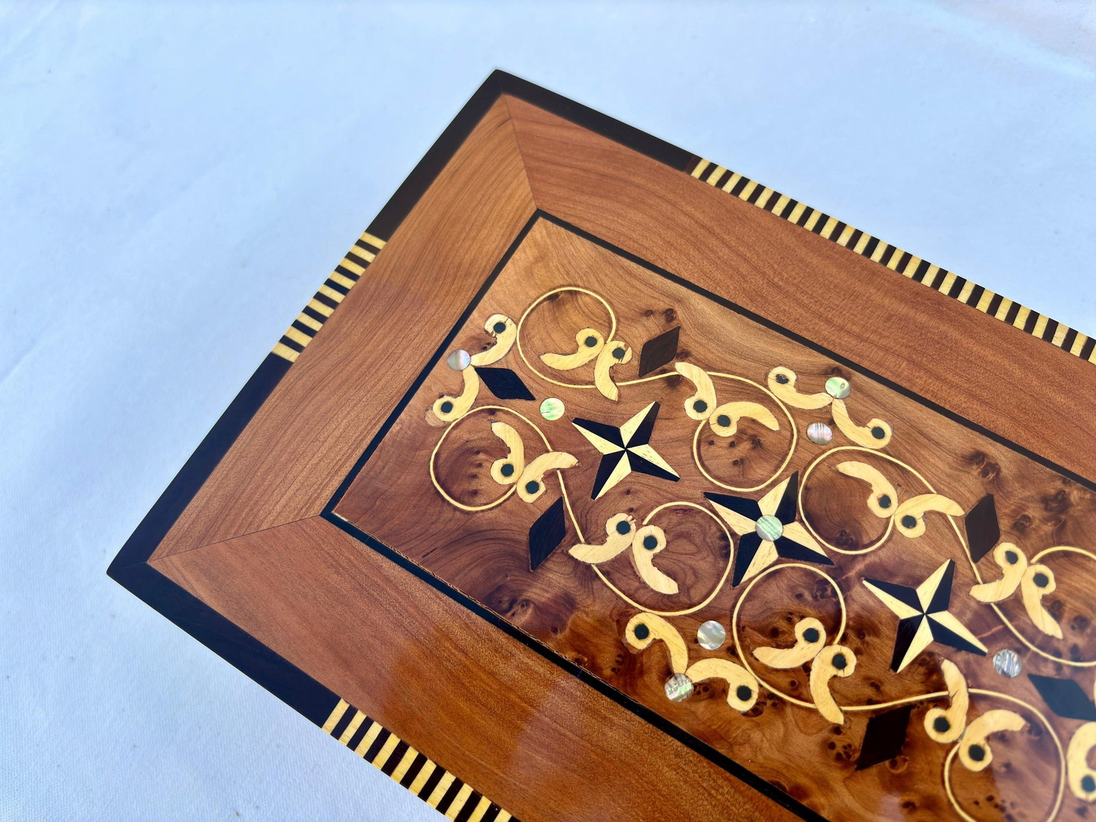 Lockable Thuya Burl Wood Jewelry Box – 10 × 7" - 6