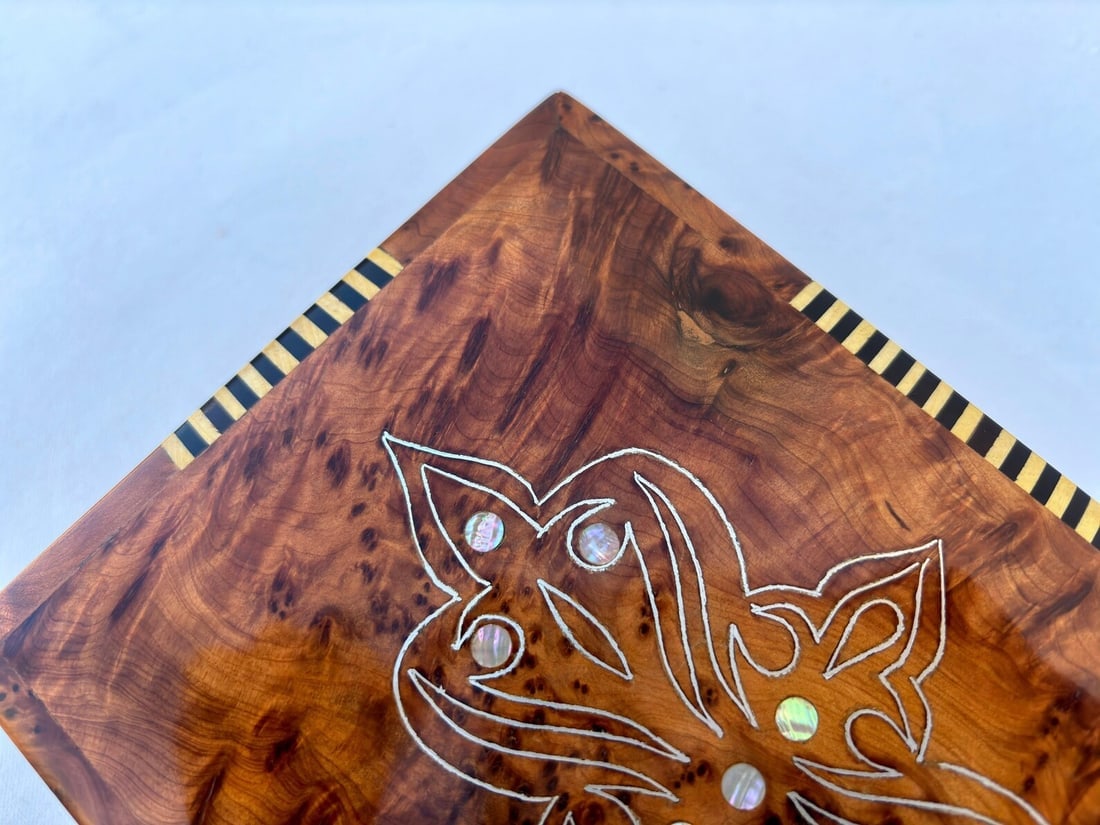 Lockable Thuya Burl Wood Jewelry Box – 8 × 5" - 4