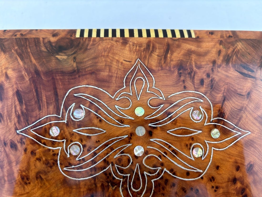 Lockable Thuya Burl Wood Jewelry Box – 8 × 5" - 7