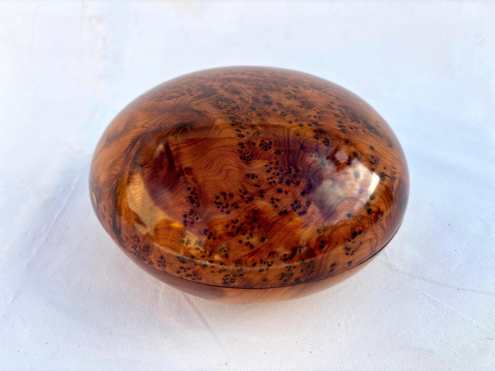 Lockable Thuya Burl Wood Jewelry Box – 9 × 9" - 7