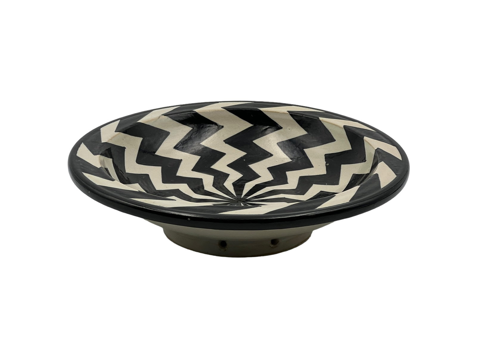 Handcrafted Clay Pottery Plate – Natural Pigments - 7