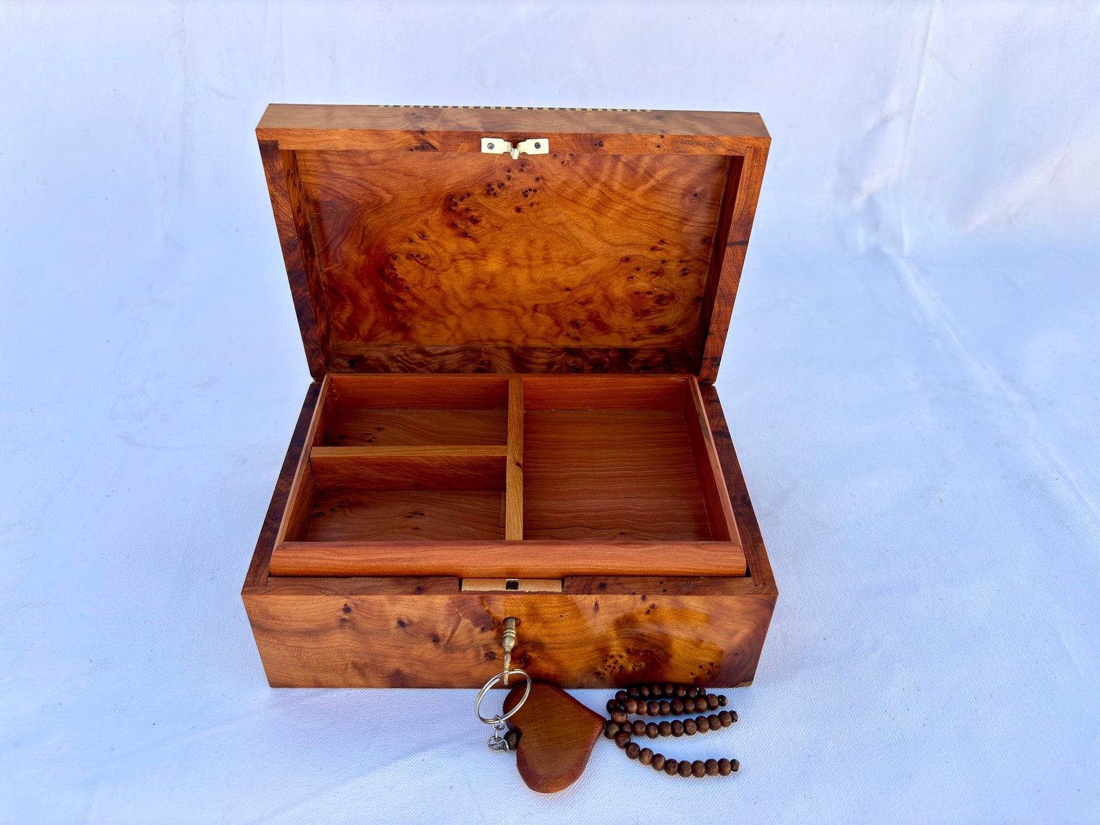 Lockable Thuya Burl Wood Jewelry Box – 8 × 5" - 5