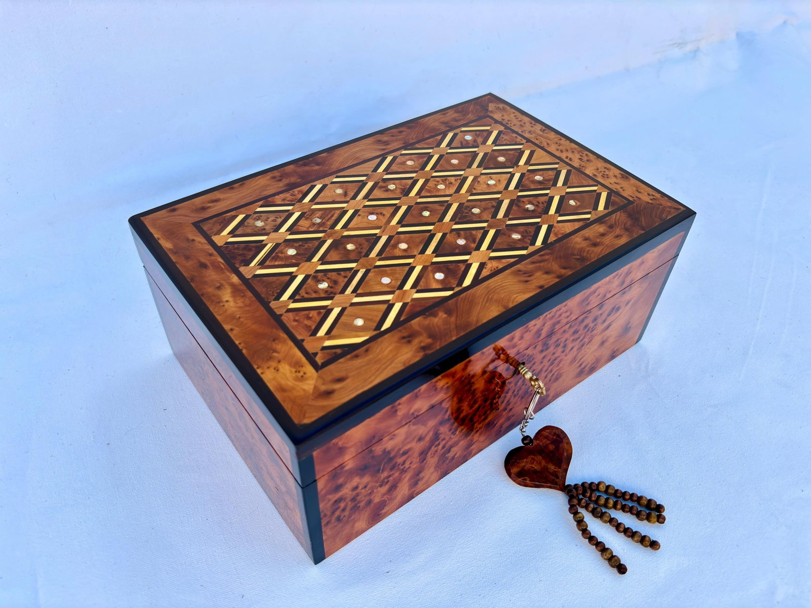 Lockable Thuya Burl Wood Jewelry Box – 12 × 8" - 3