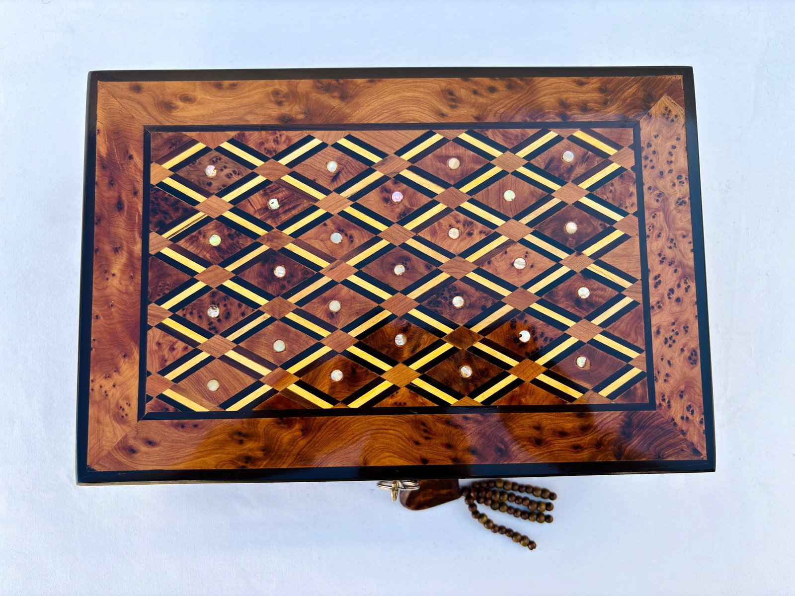 Lockable Thuya Burl Wood Jewelry Box – 12 × 8" - 4