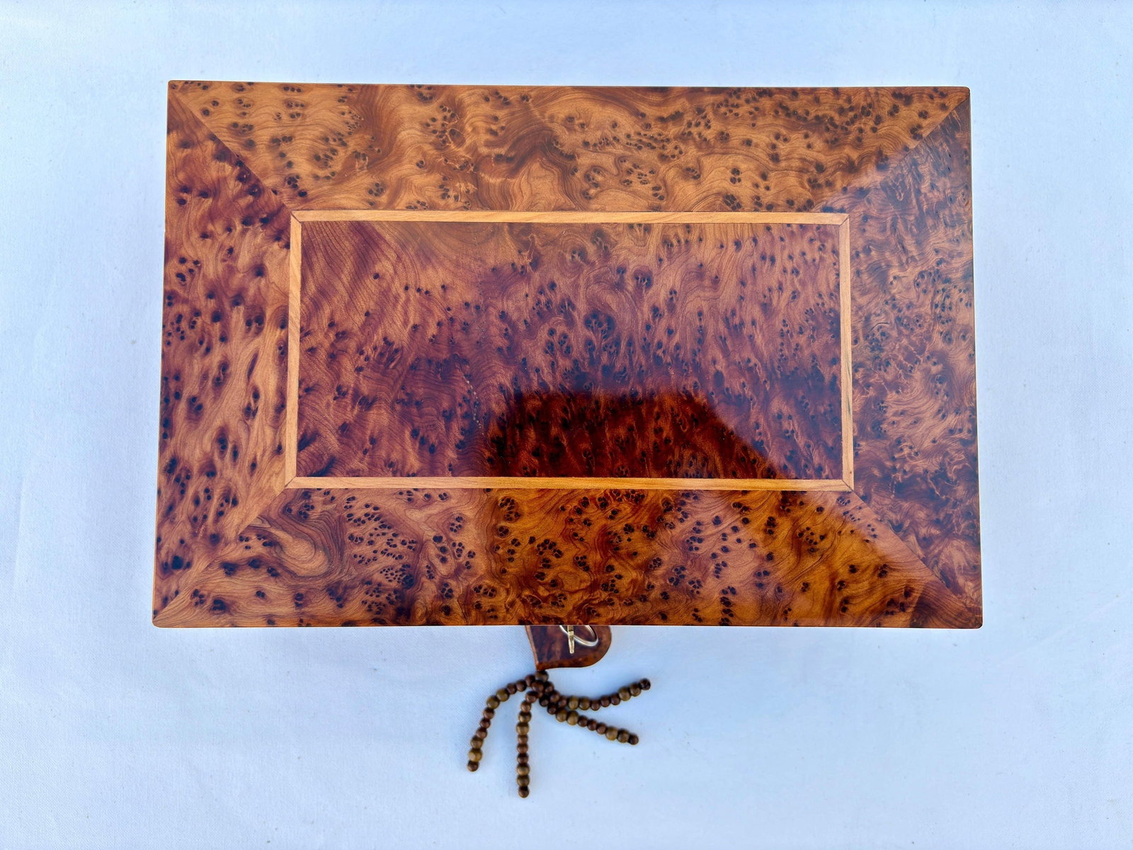 Lockable Thuya Burl Wood Jewelry Box – 12 × 8" - 4