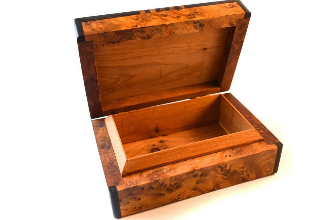 Handcrafted Thuya Burl Wood Jewelry Box - 4