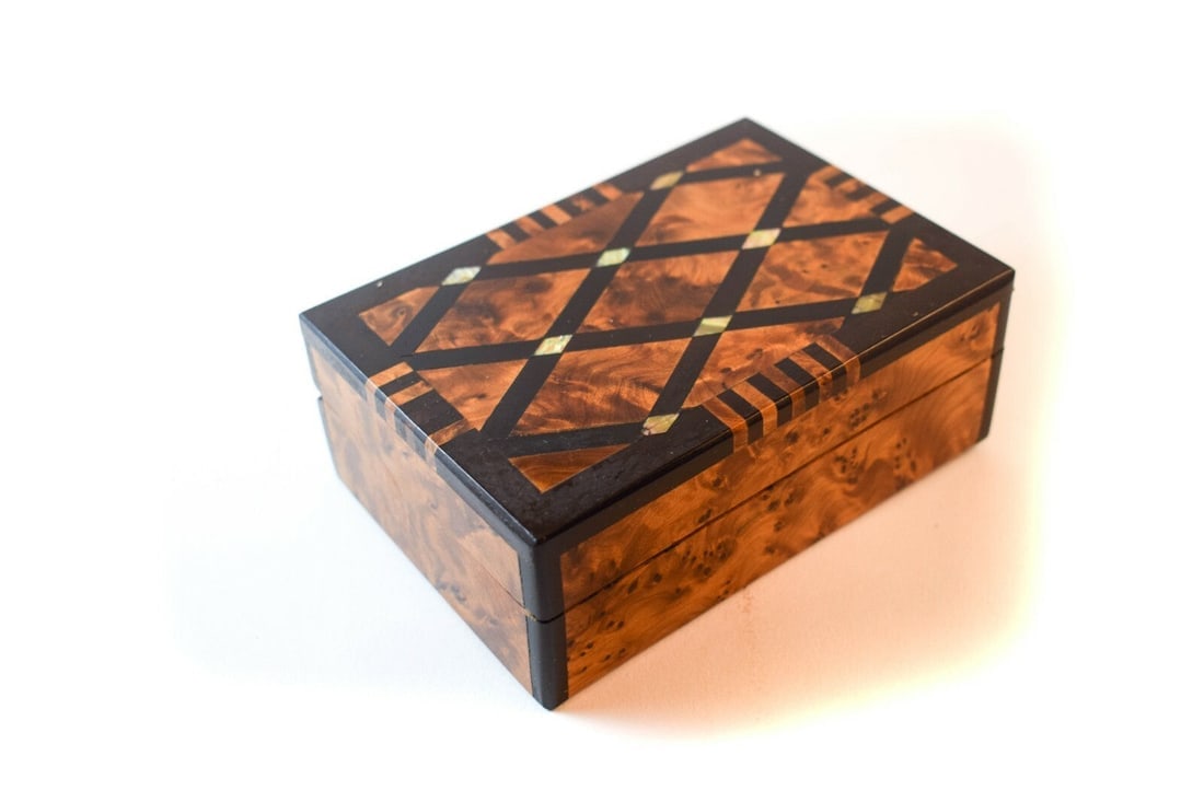 Handcrafted Thuya Burl Wood Jewelry Box - 7