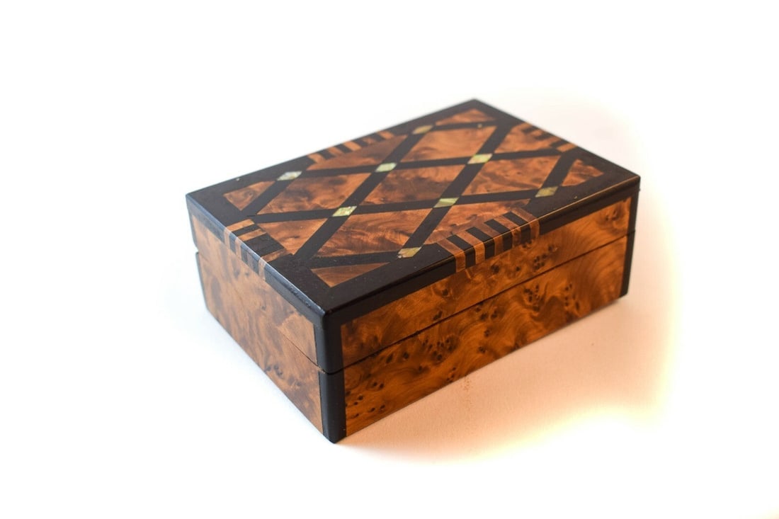 Handcrafted Thuya Burl Wood Jewelry Box - 8