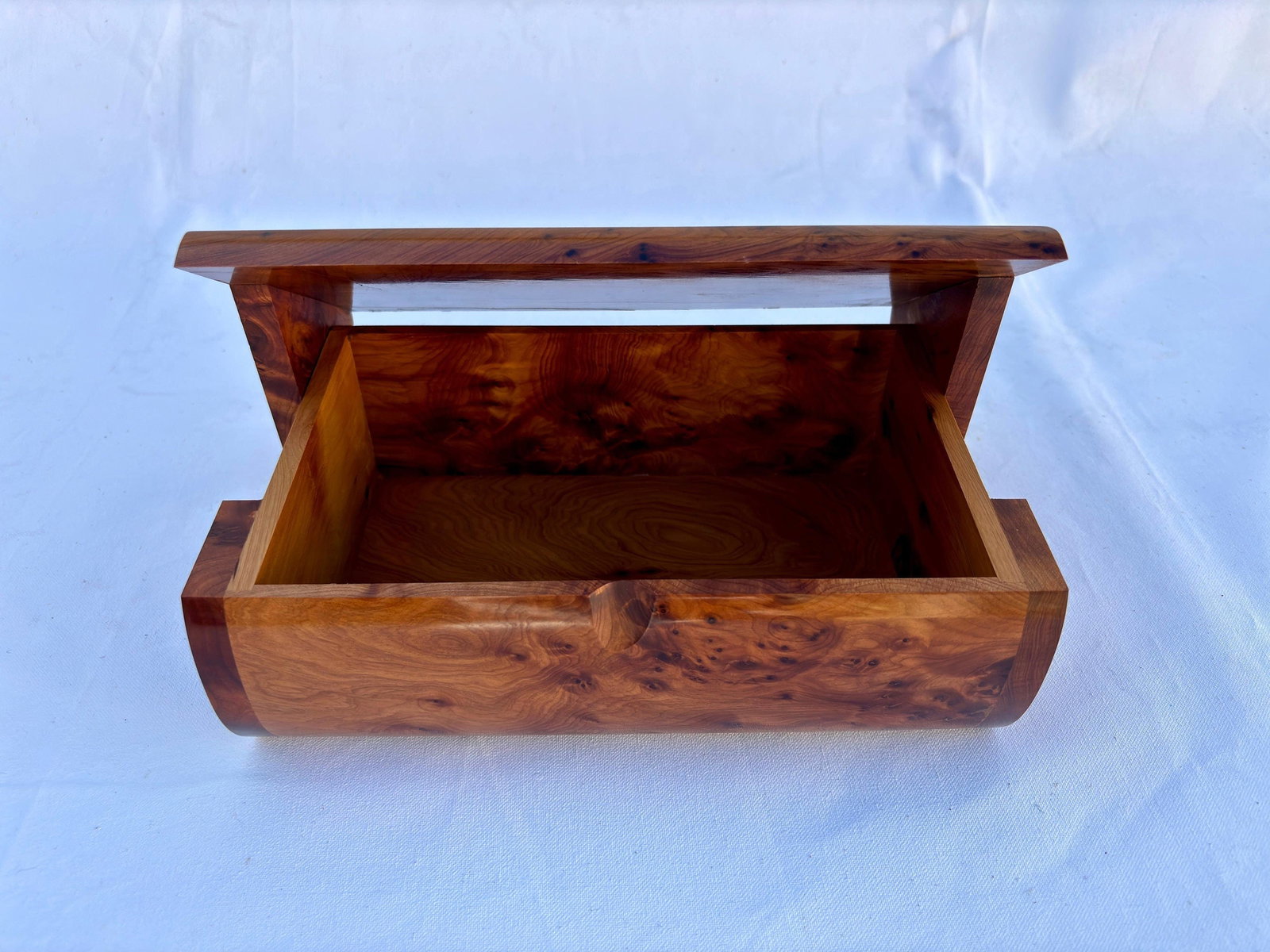 Lockable Thuya Burl Wood Jewelry Box – 10 × 7" - 3