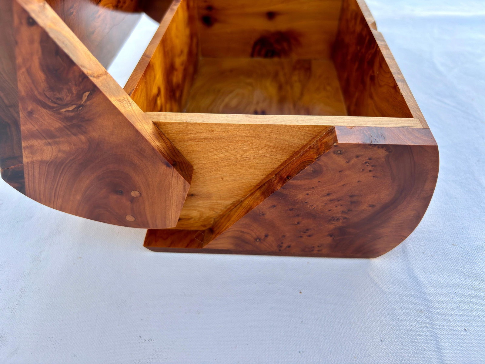 Lockable Thuya Burl Wood Jewelry Box – 10 × 7" - 7
