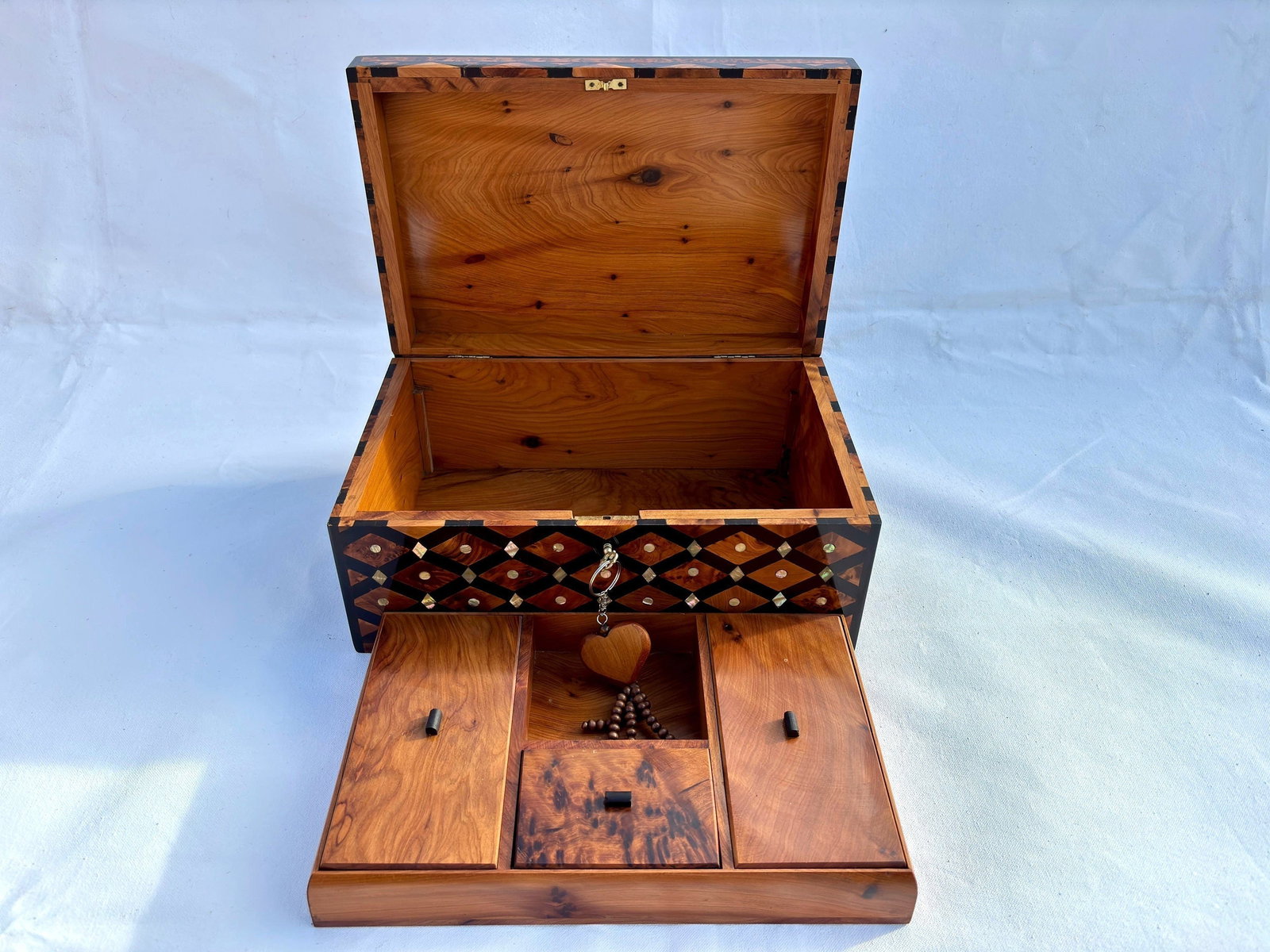 Lockable Thuya Burl Wood Jewelry Box – 12 × 8" - 10