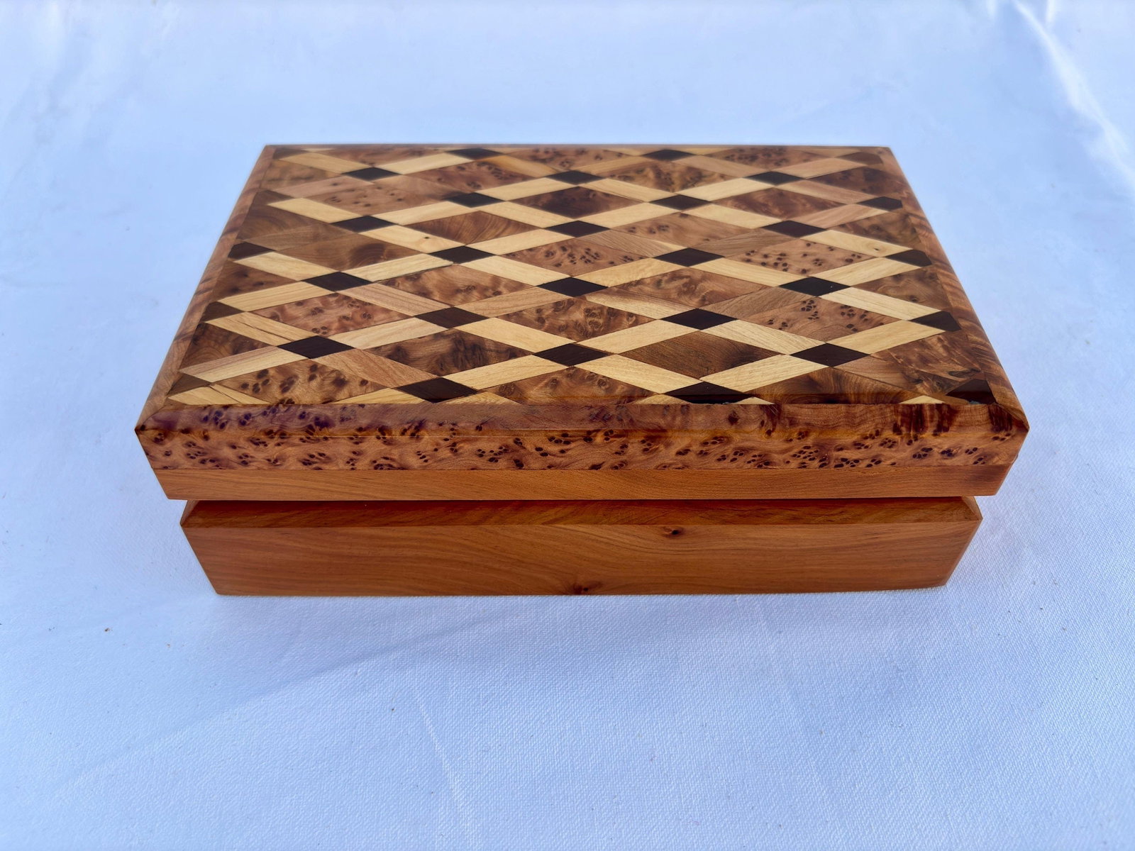 Lockable Inlaid Thuya Burl Wood Jewelry Box – 8 × 5" - 7