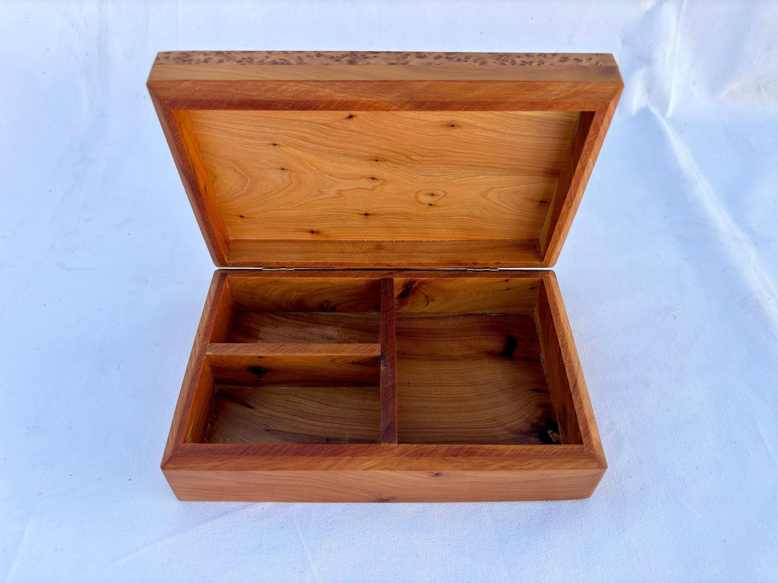 Lockable Inlaid Thuya Burl Wood Jewelry Box – 8 × 5" - 9