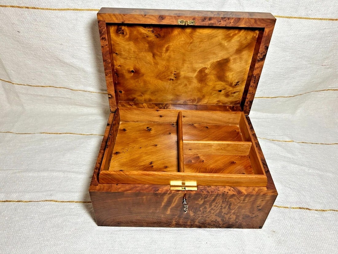 Lockable Thuya Burl Wood Jewelry Box – 10.2" × 7.3" × 5.1" - 6