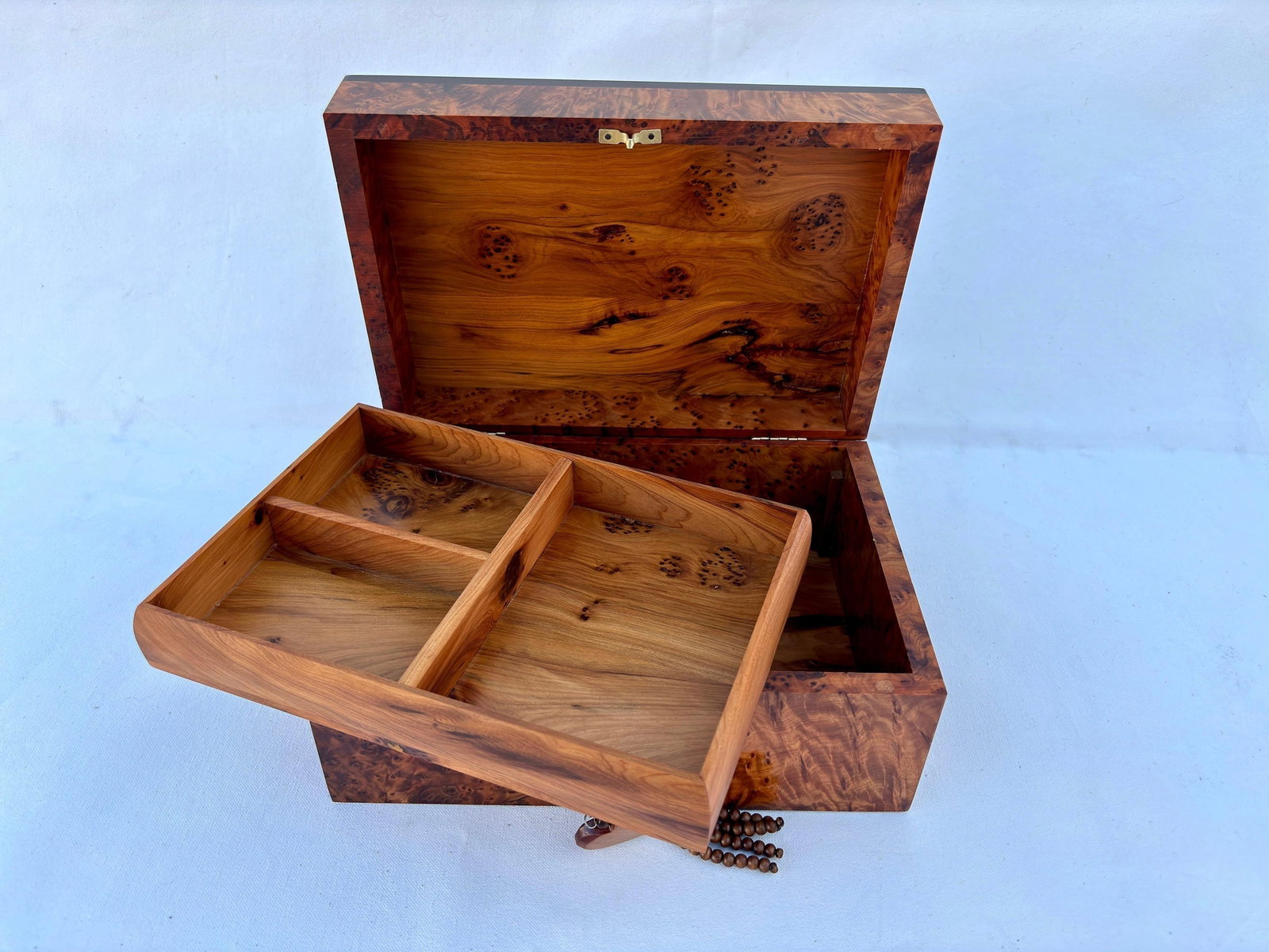 Lockable Thuya Burl Wood Jewelry Box – 10 × 7" - 2