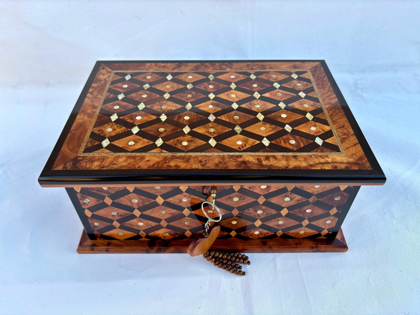 Lockable Thuya Burl Wood Jewelry Box – 12 × 8" - 2