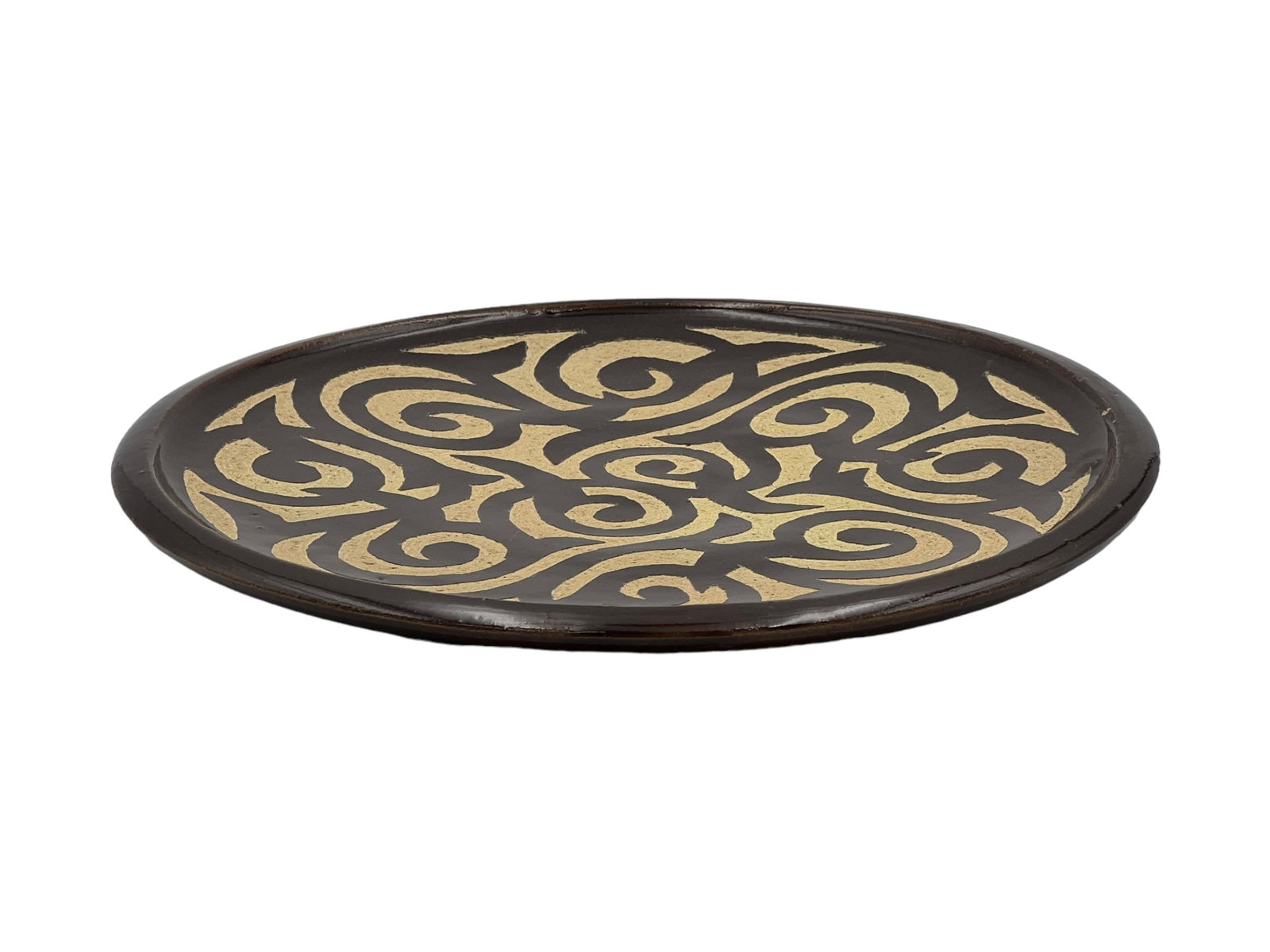 Handcrafted Dark Brown Clay Pottery Plate – Natural Pigments - 2