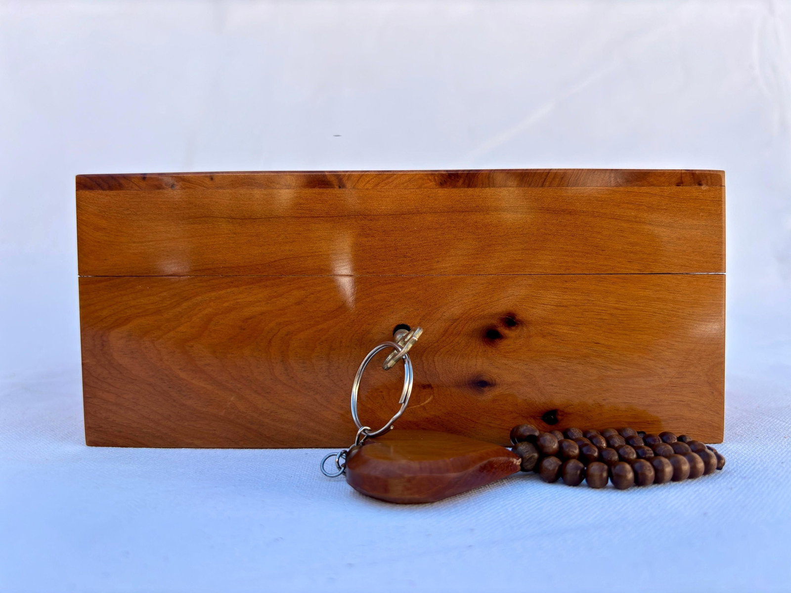Lockable Thuya Burl Wood Jewelry Box – 7 × 4" - 5