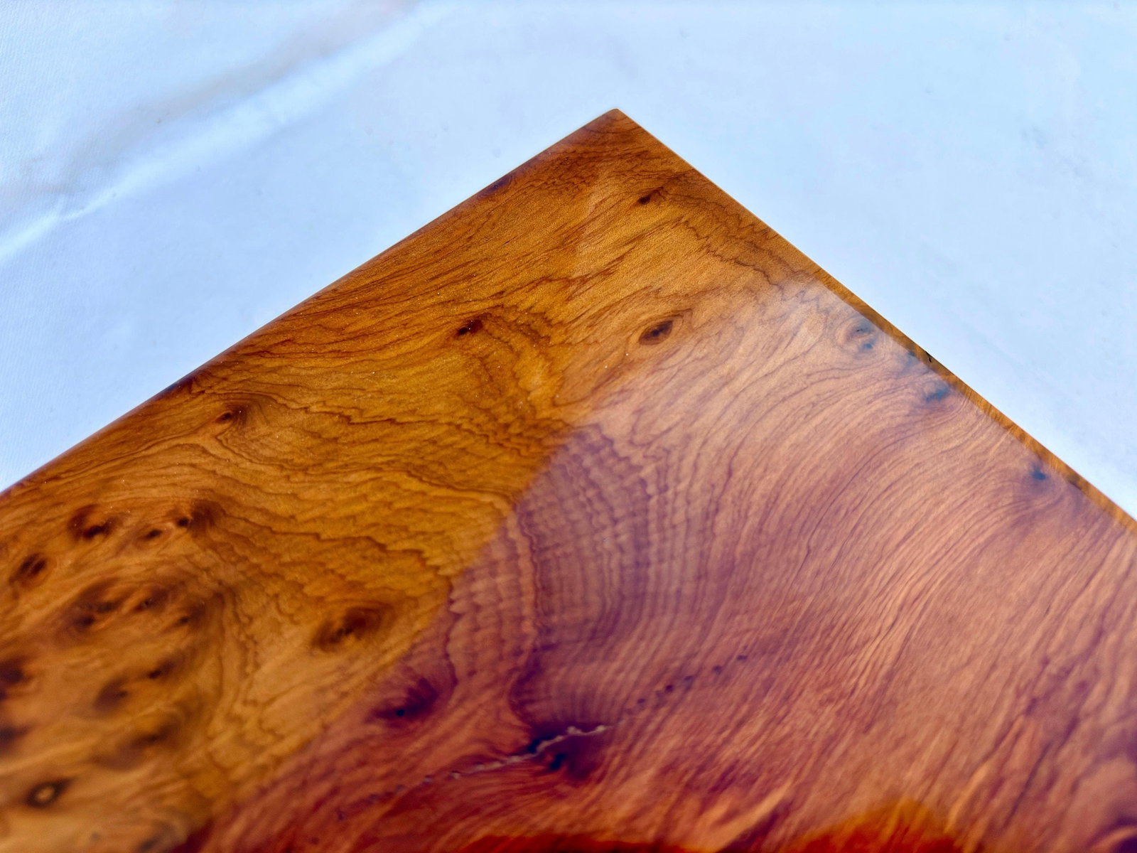 Lockable Thuya Burl Wood Jewelry Box – 12 × 8" - 4