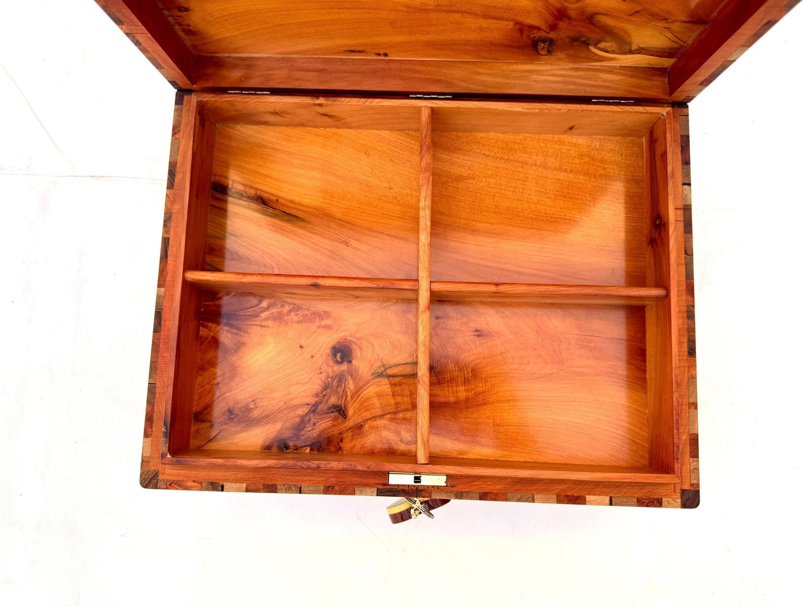 Lockable Thuya Burl Wood Jewelry Box – 14 × 11" - 8