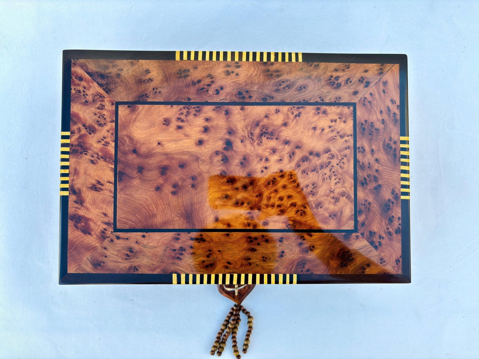 Lockable Thuya Burl Wood Jewelry Box – 12 × 8" - 3