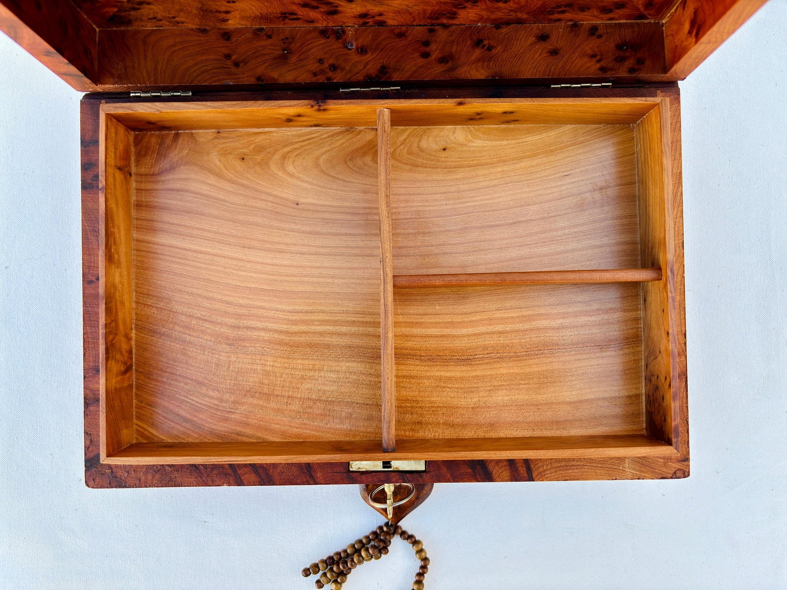 Lockable Thuya Burl Wood Jewelry Box – 12 × 8" - 7