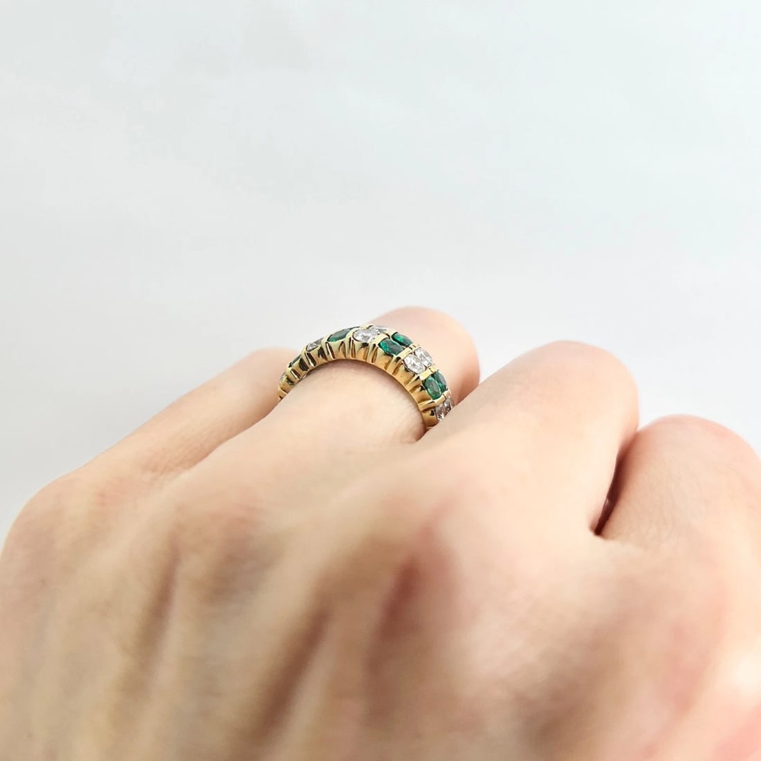 2-Row Emerald Diamond Gemlock-Set Band Ring 18K Yellow Gold, 1.86 CTW - 4