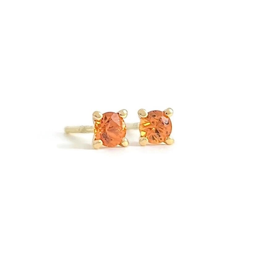 Round Orange Citrine Gemstone Stud Earrings 14K Yellow Gold, .30 CTW: Title: Round Orange Citrine Gemstone Stud Earrings 14K Yellow Gold, .30 CTW Description: Round Orange Citrine Gemstone Stud Earrings 14K Yellow Gold, .30 CTW These are beautiful earrings! Please let