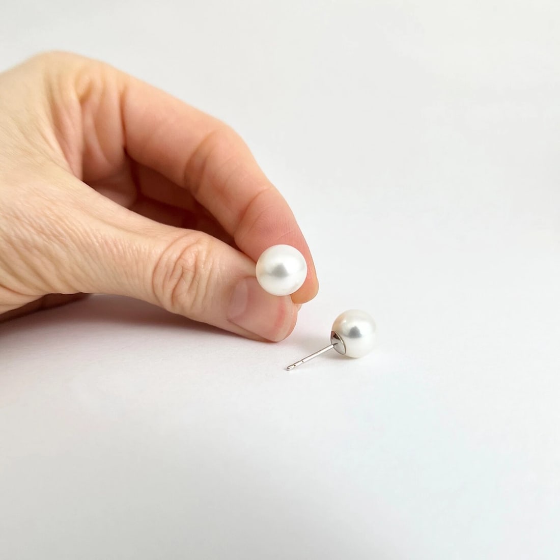 Round Cultured Pearl Stud Earrings 14K White Gold, 9 mm - 9.5 mm - 3