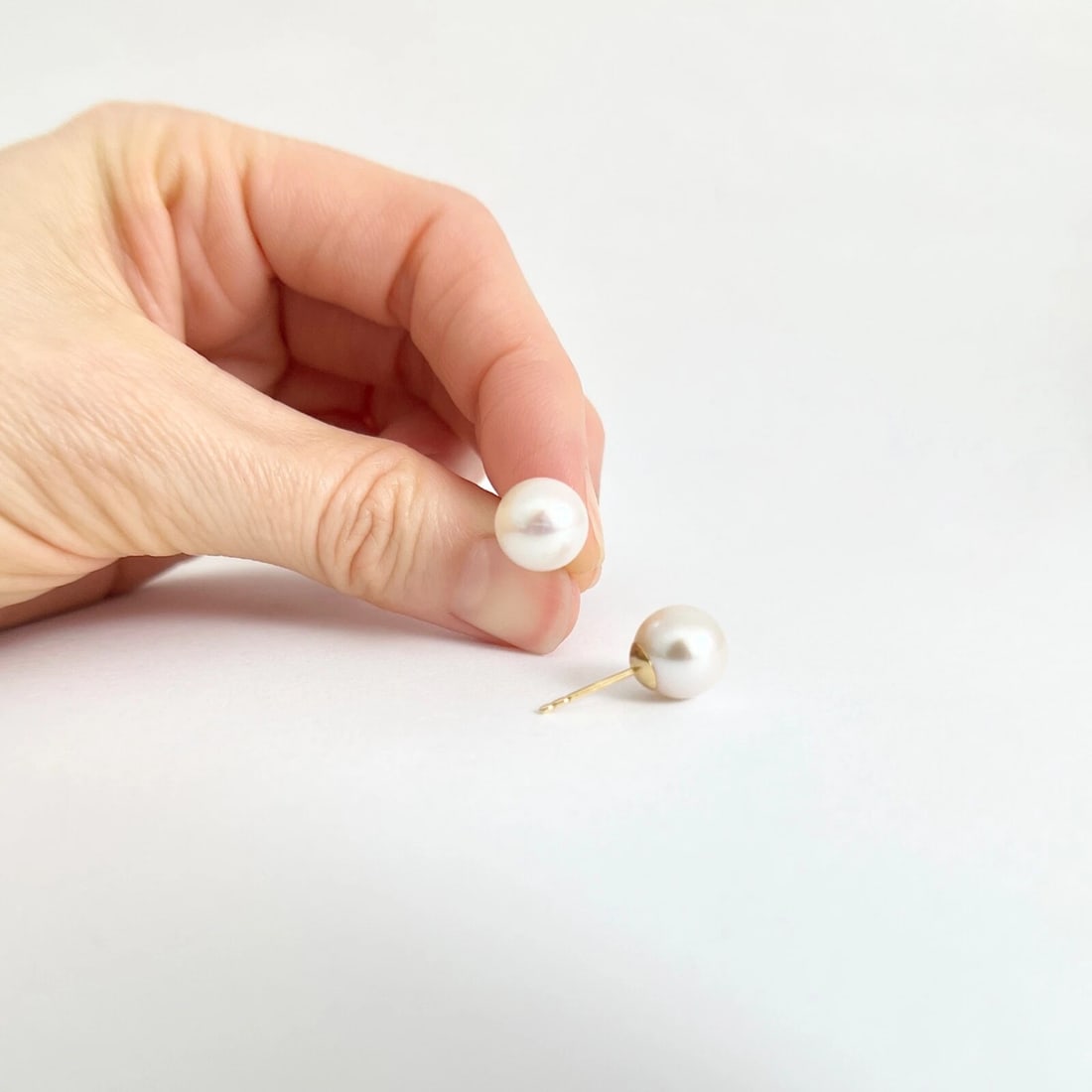 Round Cultured Pearl Stud Earrings 14K Yellow Gold, 9 mm - 9.5 mm - 3