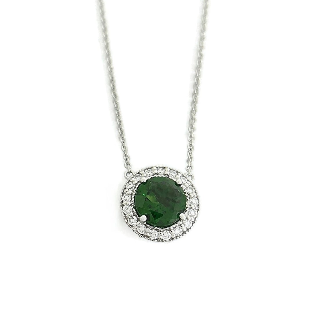 Round Green Chrome Diopside Diamond Halo Pendant Necklace 14K White Gold 1.64 TW: Title: Round Green Chrome Diopside Diamond Halo Pendant Necklace 14K White Gold 1.64 TW Description: Round Green Chrome Diopside Diamond Halo Pendant Necklace 14K White Gold 1.64 TW This is a gorgeous