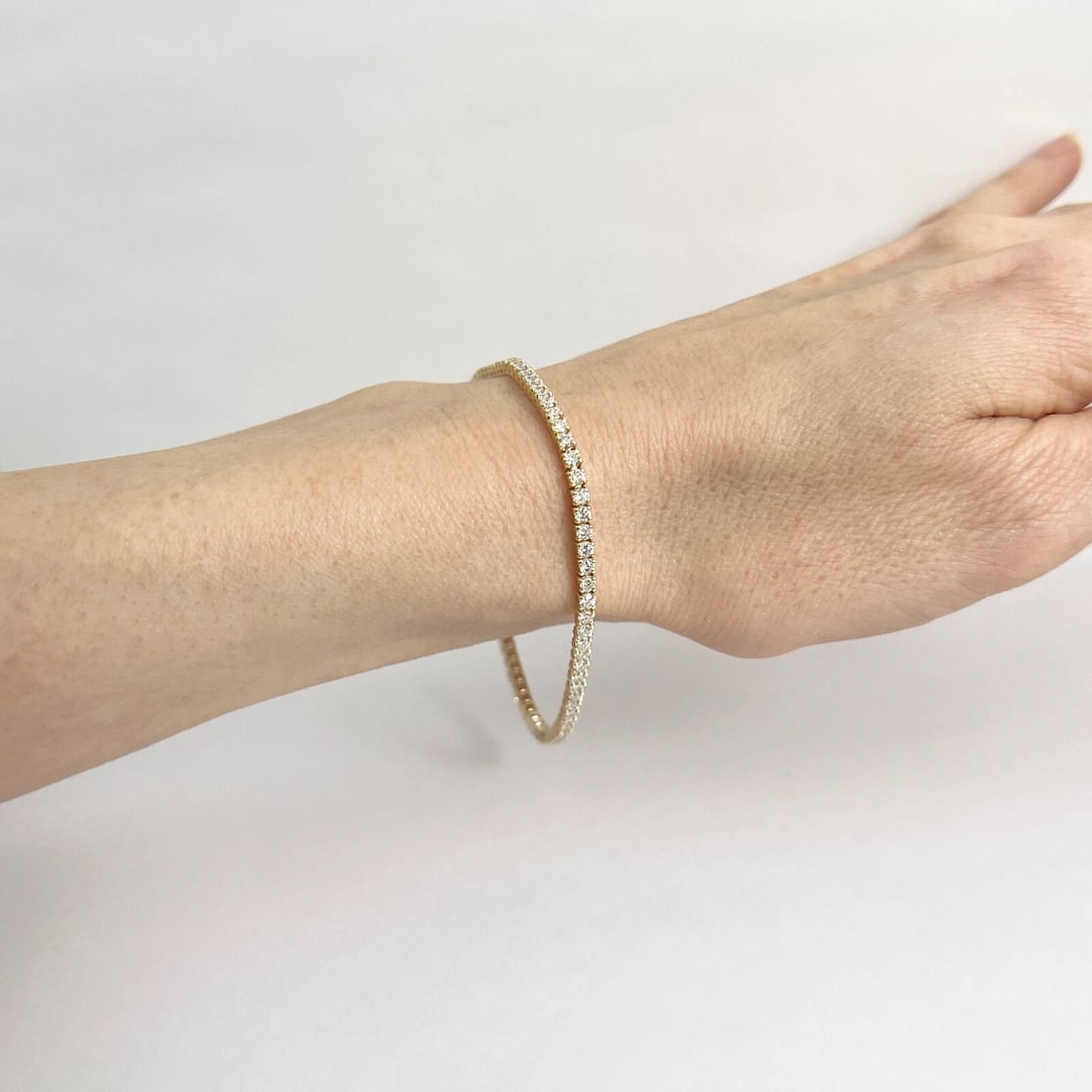 Round Diamond Tennis Bracelet 14K Yellow Gold, 7 Inches, 2.75 CTW - 4
