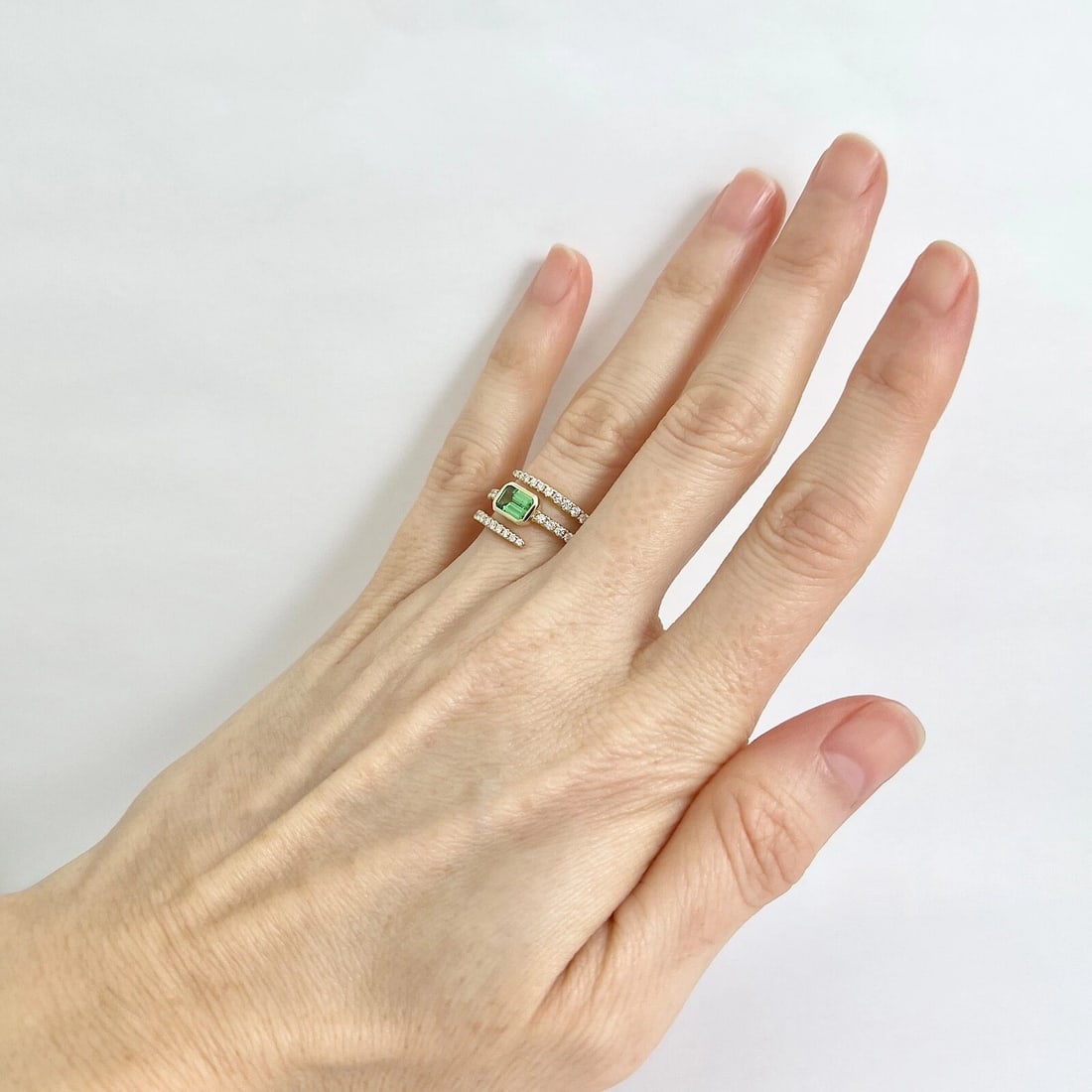 Green Tsavorite Gemstone Diamond Spiral Statement Ring 14K Yellow Gold, 1.12 CTW - 4