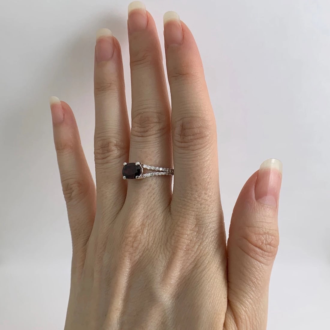 Oval Garnet Diamond Split Shank Statement Ring 14K White Gold, 2.10 CTW, 2.95 Gr - 3