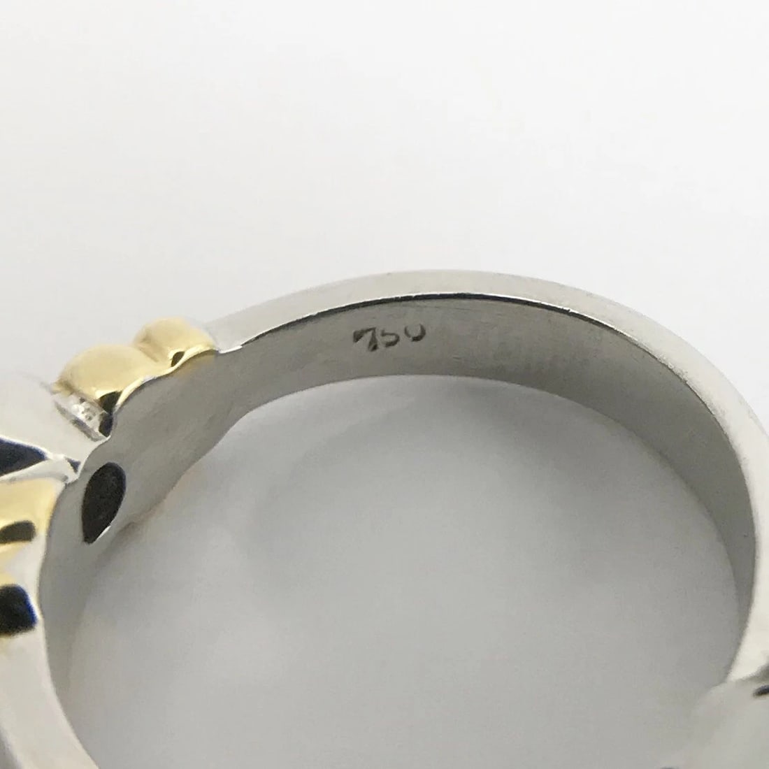 Two-Tone Round Bezel Diamond Ring 18K White Yellow Gold .32 CT - 10