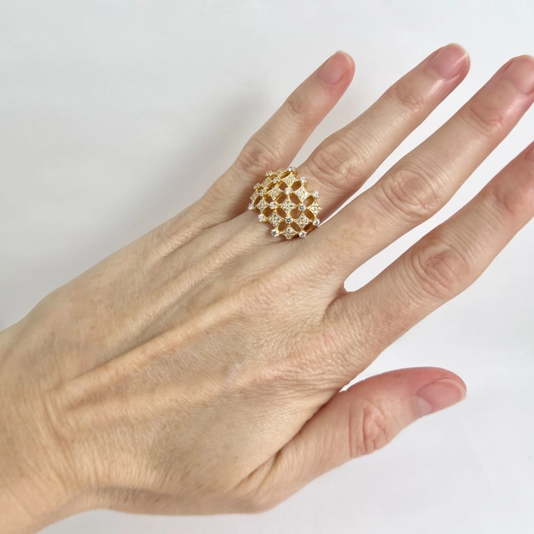 Estate Wide CZ Checkerboard Ring 20K Yellow Gold, 6.51 Grams - 3