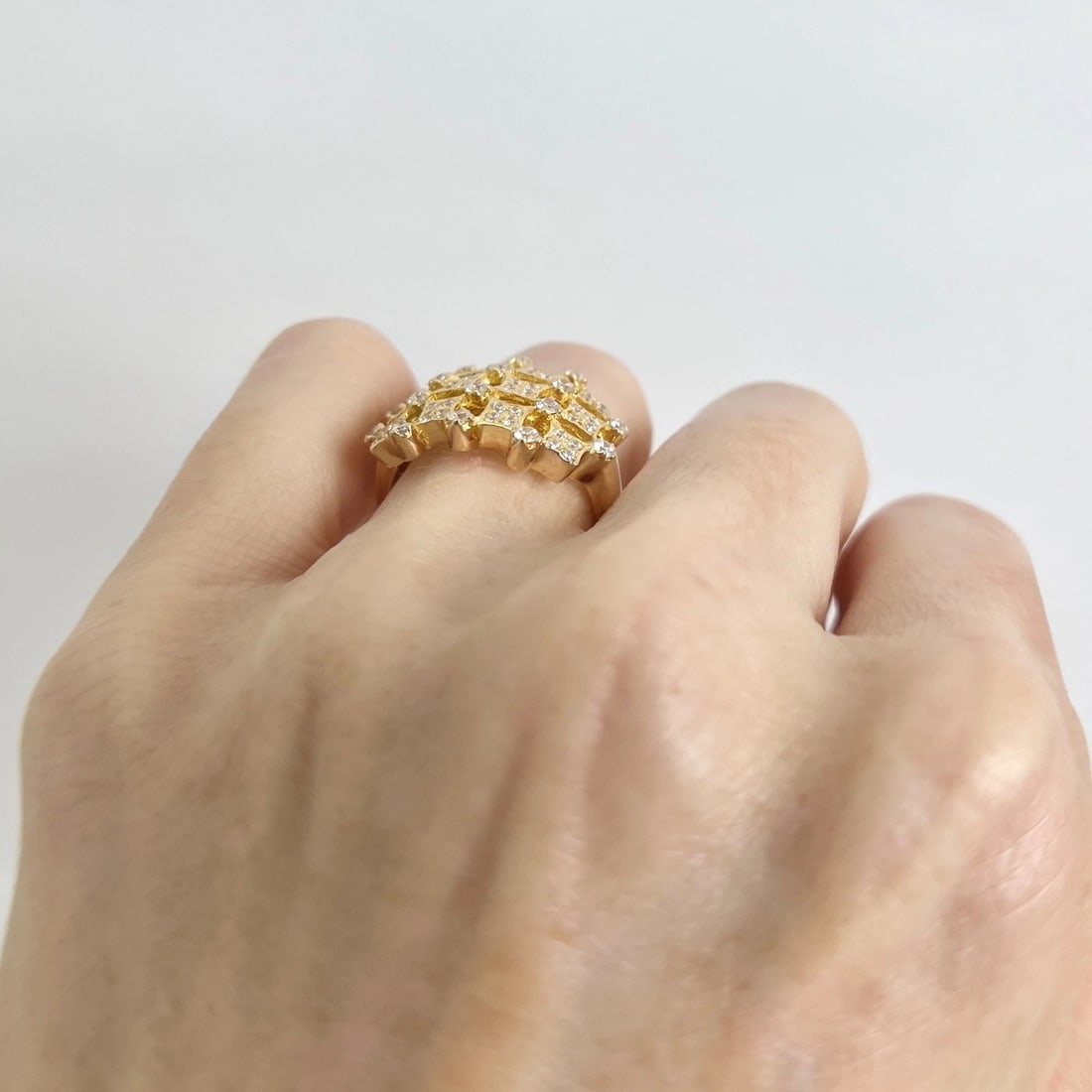 Estate Wide CZ Checkerboard Ring 20K Yellow Gold, 6.51 Grams - 4