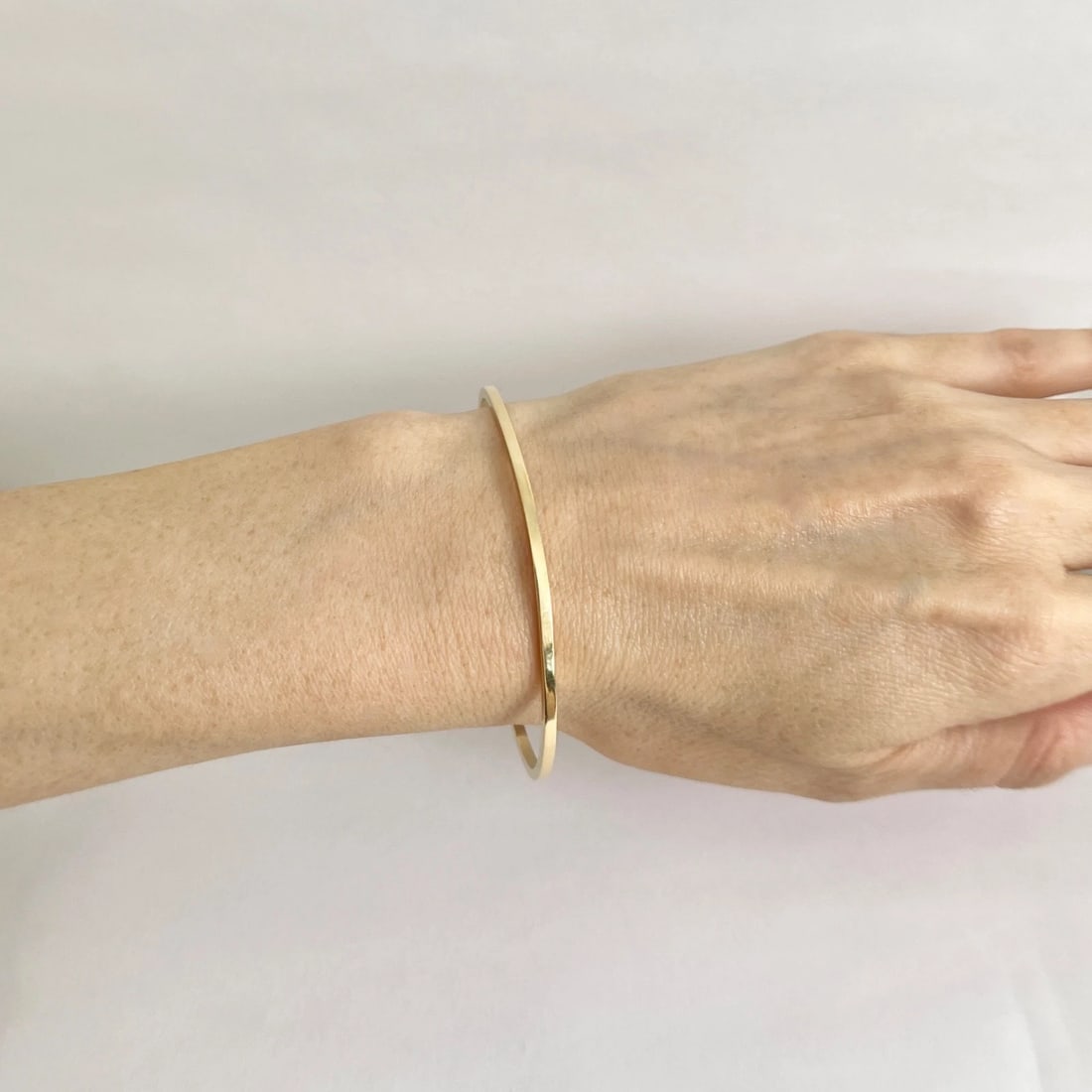 Gold Cuff Bangle Bracelet with Accent Diamonds 18K Yellow Gold, 9.04 Grams - 4