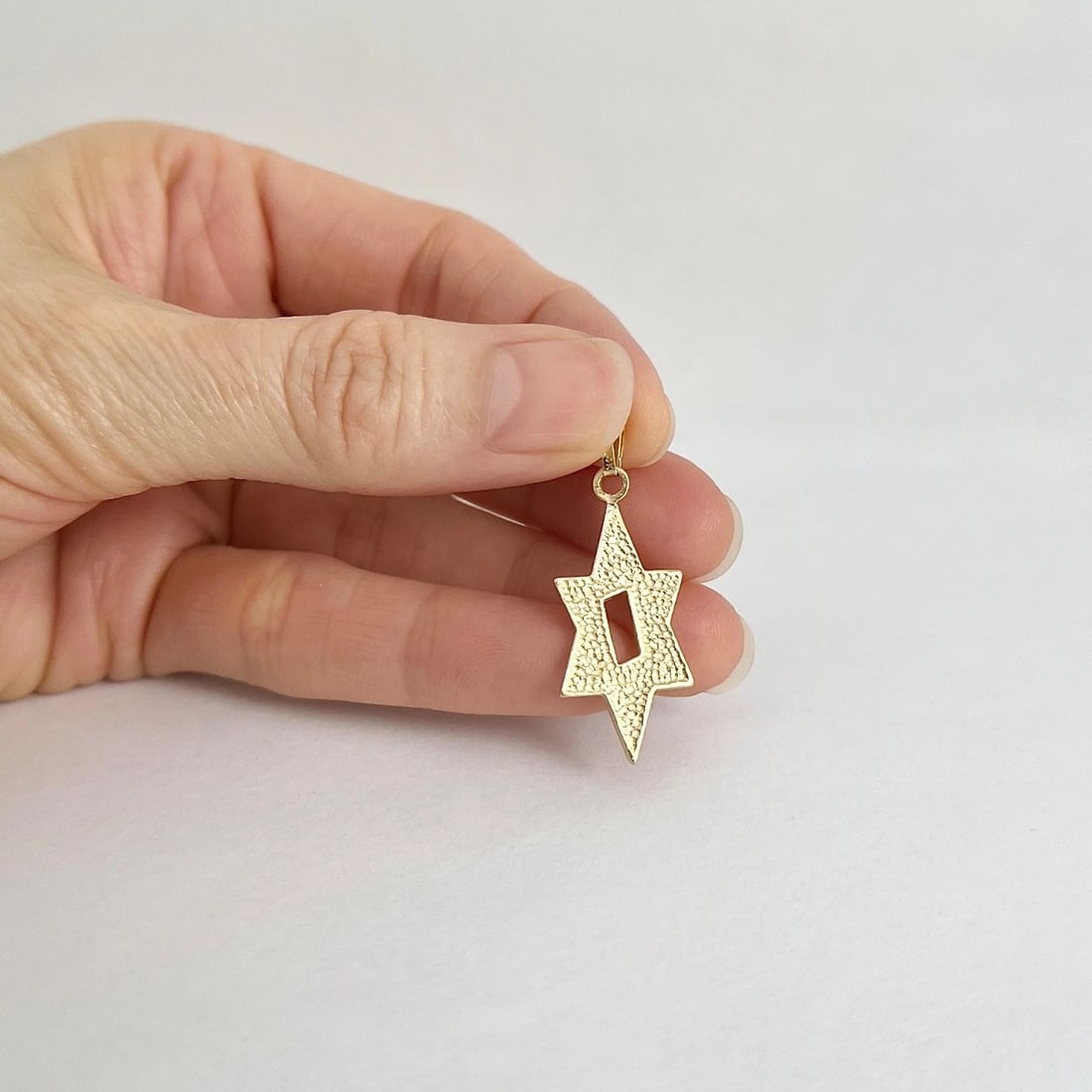 Star of David Textured Necklace Pendant Charm 14K Yellow Gold, 2.16 Grams - 4