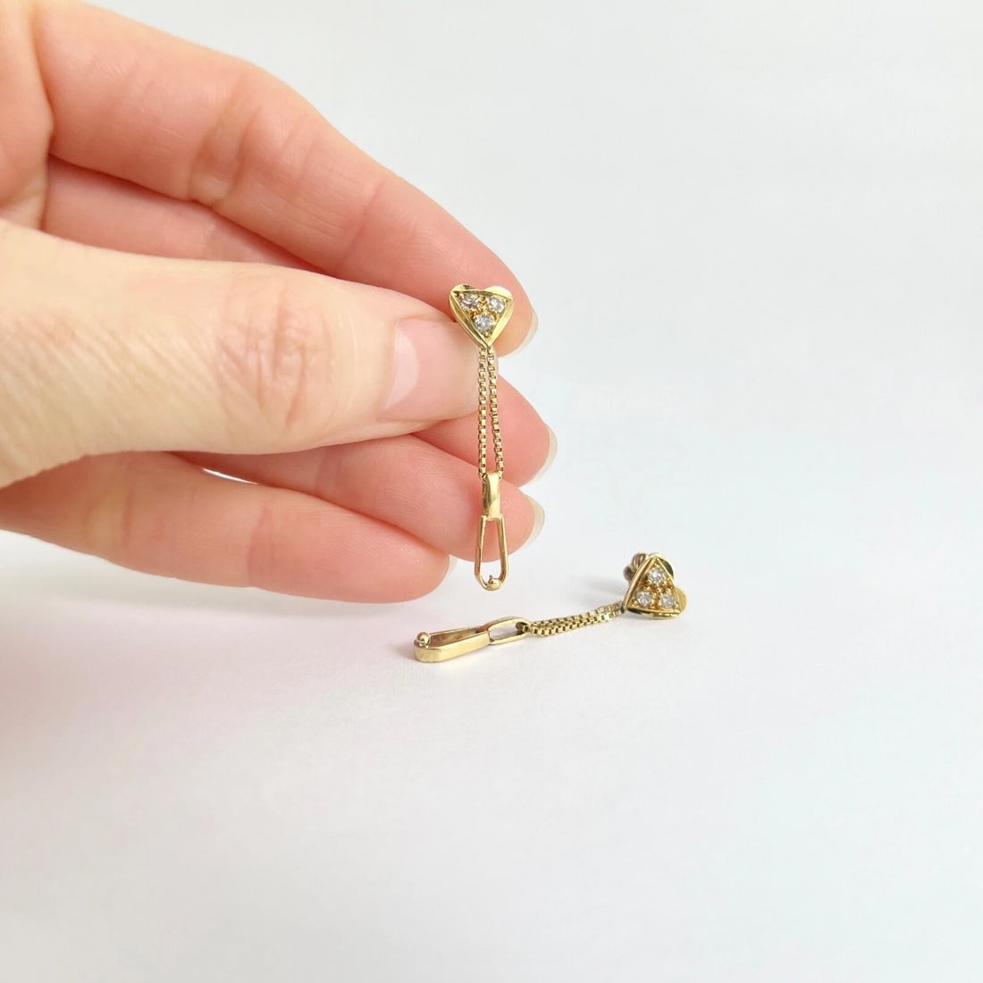 Estate Diamond Heart Box Chain Dangle Drop Earrings 18K Yellow Gold, 2.56 Grams - 2