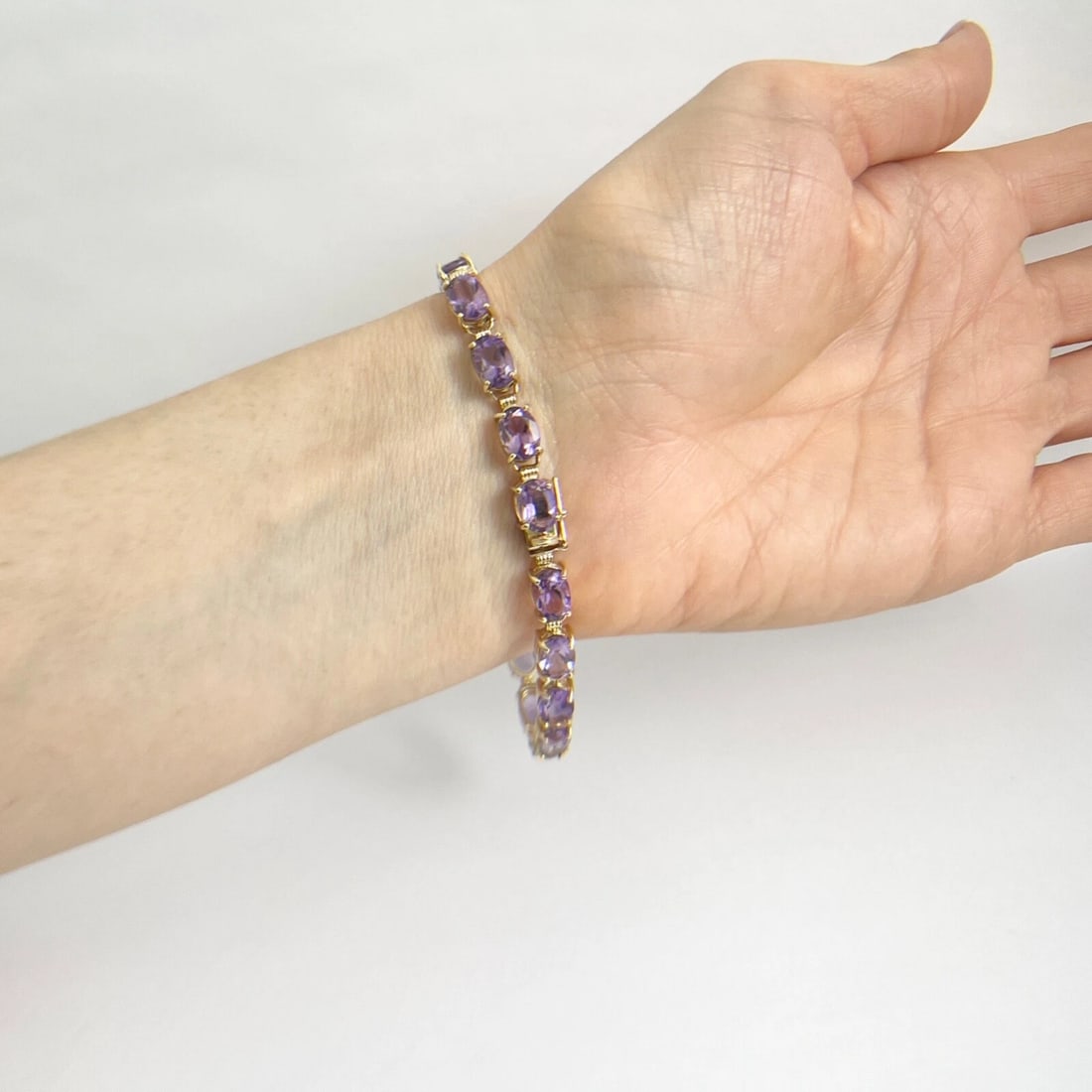 Oval Amethyst Purple Gemstone Tennis Bracelet 14K Yellow Gold 15.20 CTW, 9.66 Gr - 5