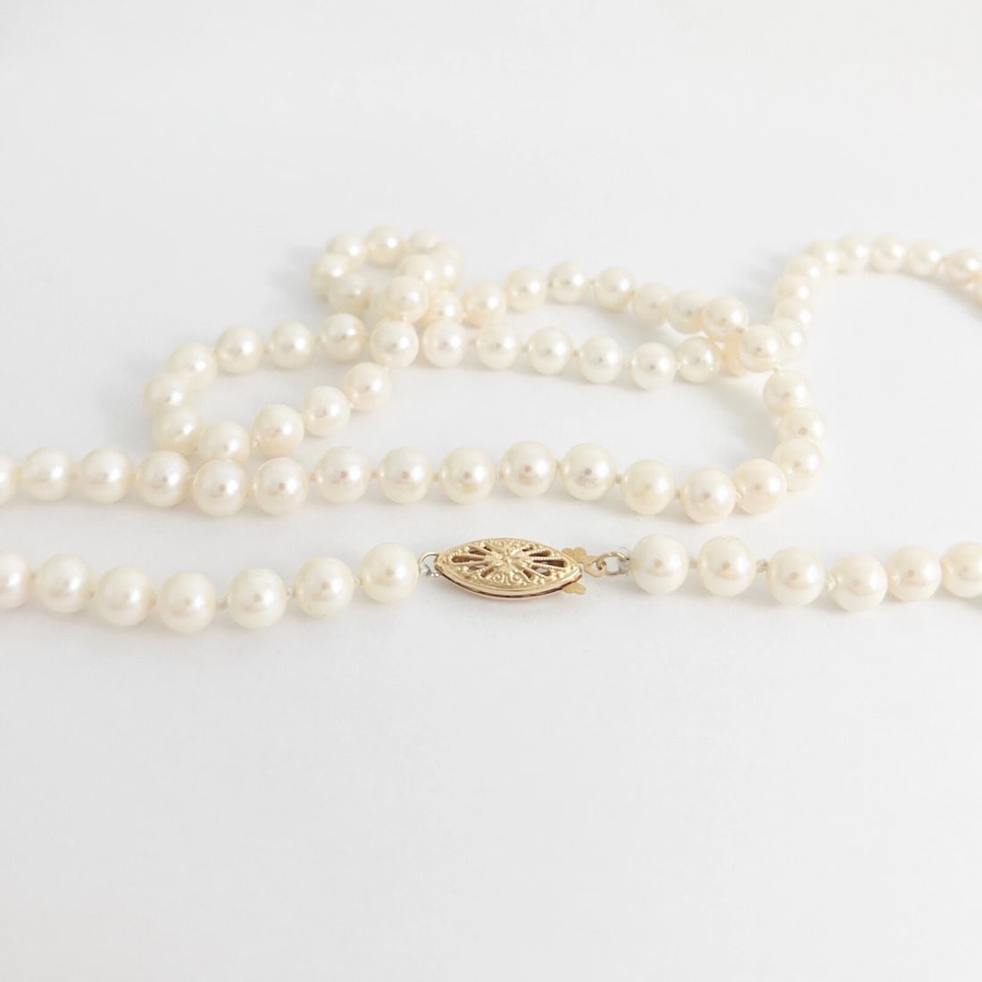 Long Japanese Cultured Pearl Necklace 14K Yellow Gold Clasp 30 Inches, 38.24 Gr - 7