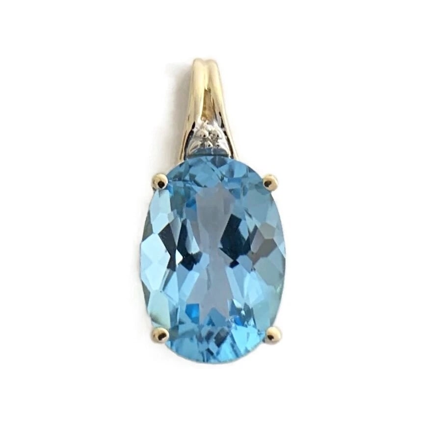Oval Swiss Blue Topaz Diamond Gemstone Necklace Pendant 14K Yellow Gold, 2.90 Gr (1 of 7)